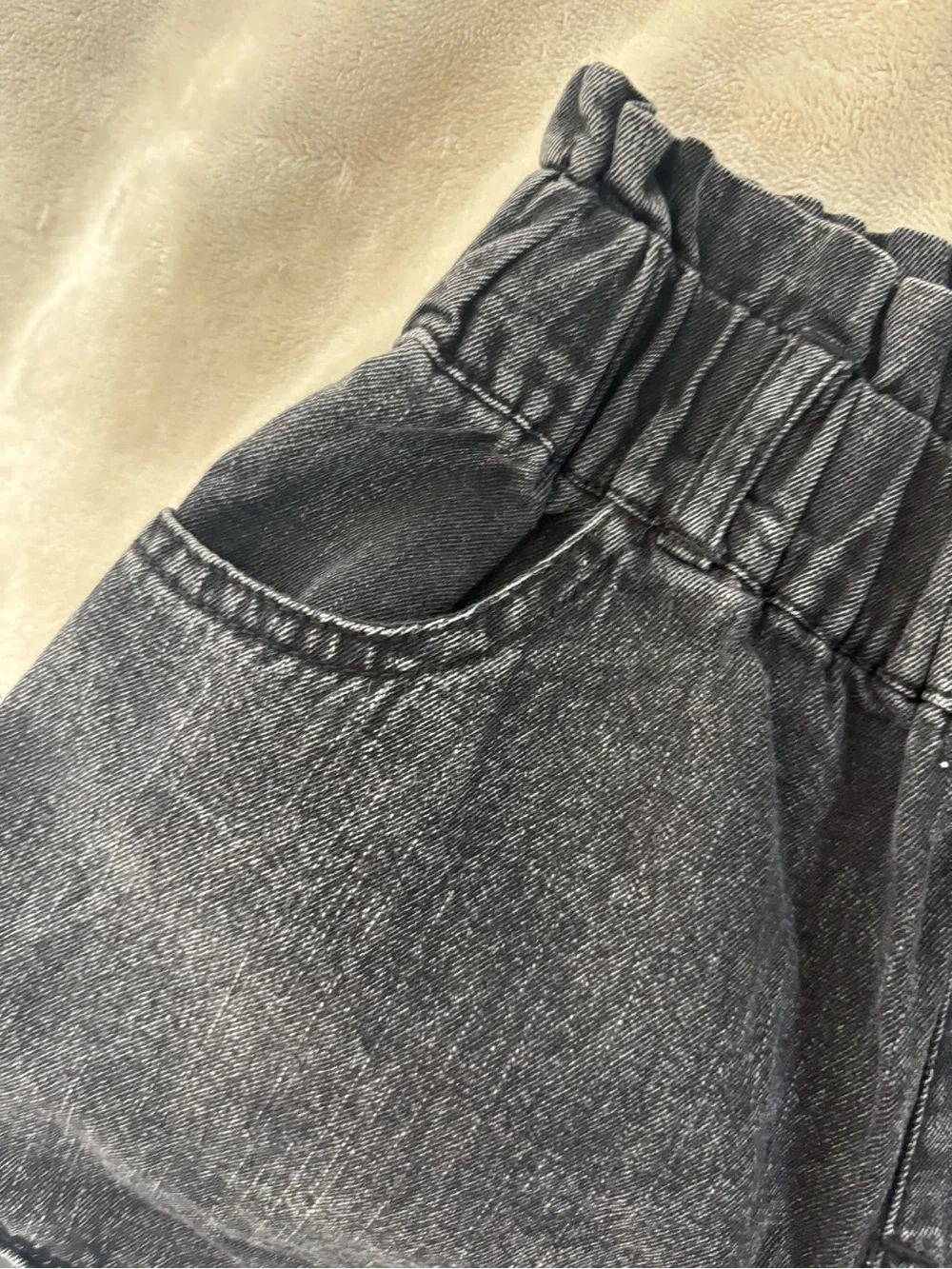 Kids Black Elastic-Waist Denim Shorts